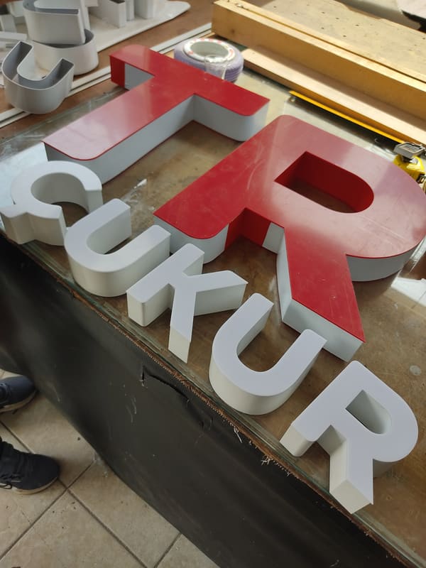 TK_Studio tasarımı, basılmış hâli
